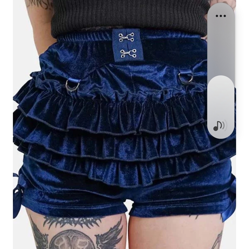 Forest Ink Velvet Ruffle Women Shorts - Blue 2XL